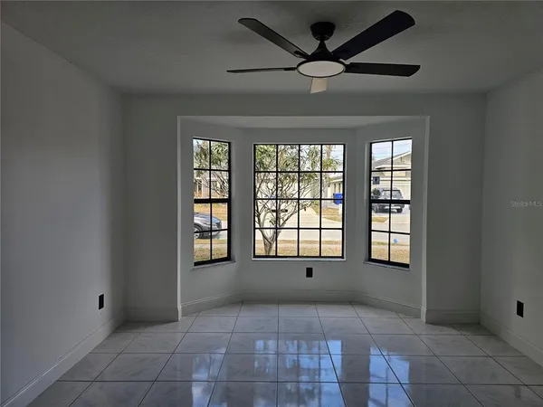 $2,300 | 826 North Horseshoe Bay Drive, Kissimmee, FL 34741