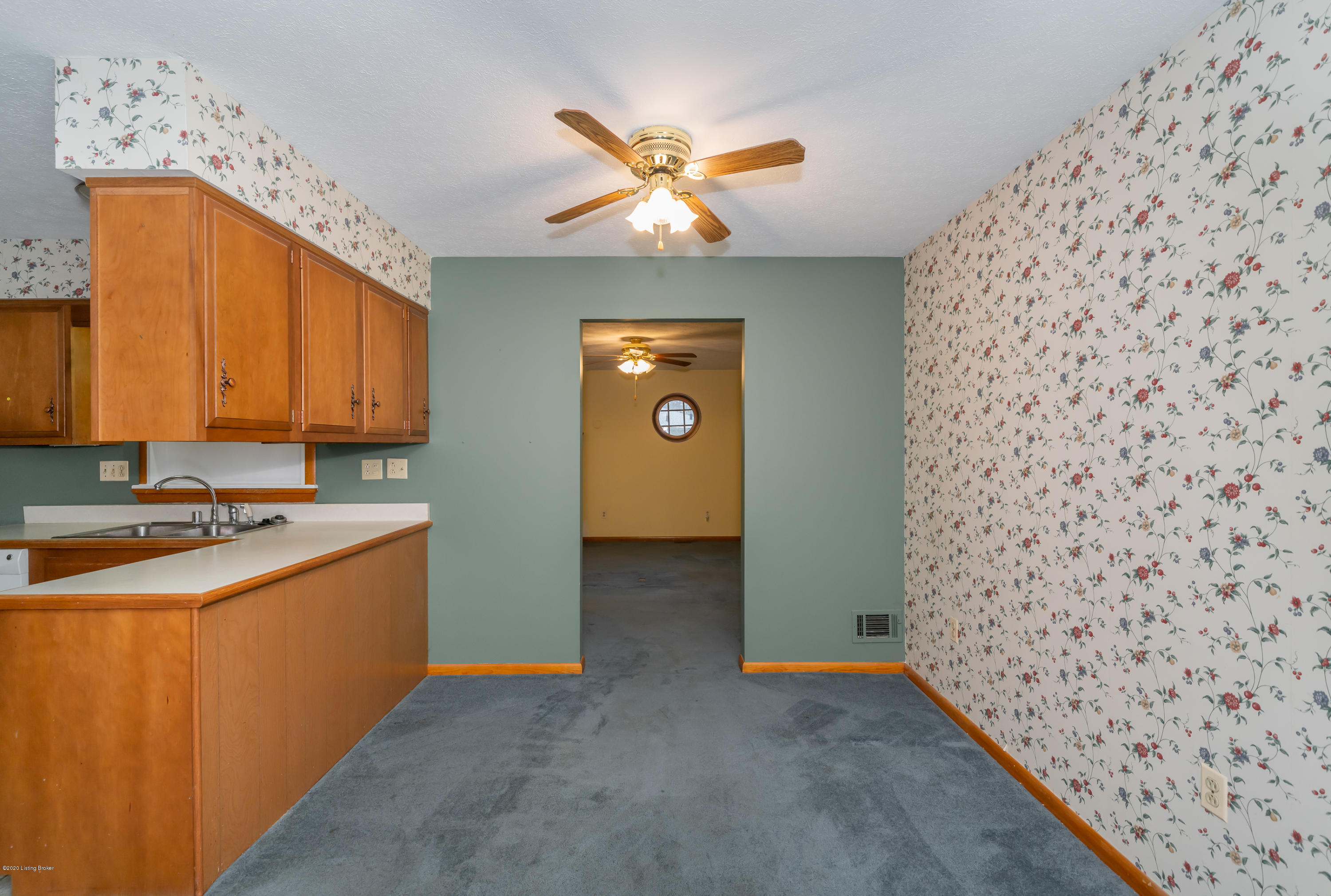 7401 Ridan Way Louisville, KY 40214 - Photo 8 of 44 7401 Ridan Way L-19