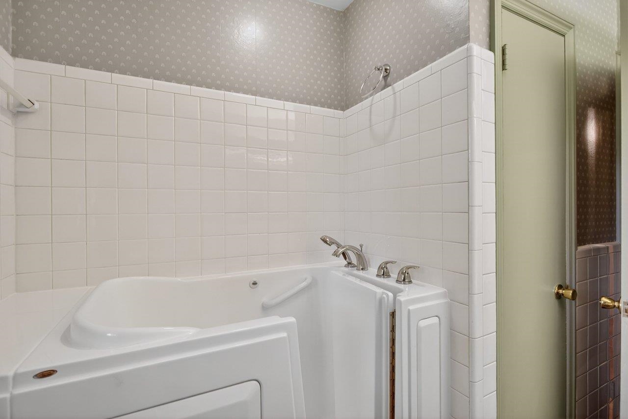 1104 Ridgewood Road Harrisonburg, VA 22801 - Photo 30 of 47