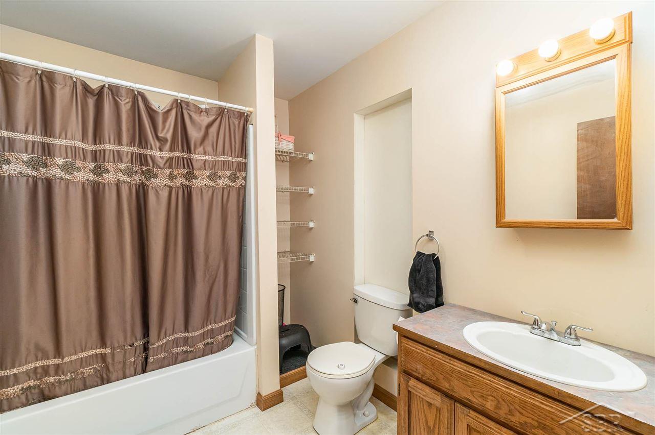 4903 South Saginaw Road Freeland, MI 48623 - Photo 11 of 28 50079878-10.JPG