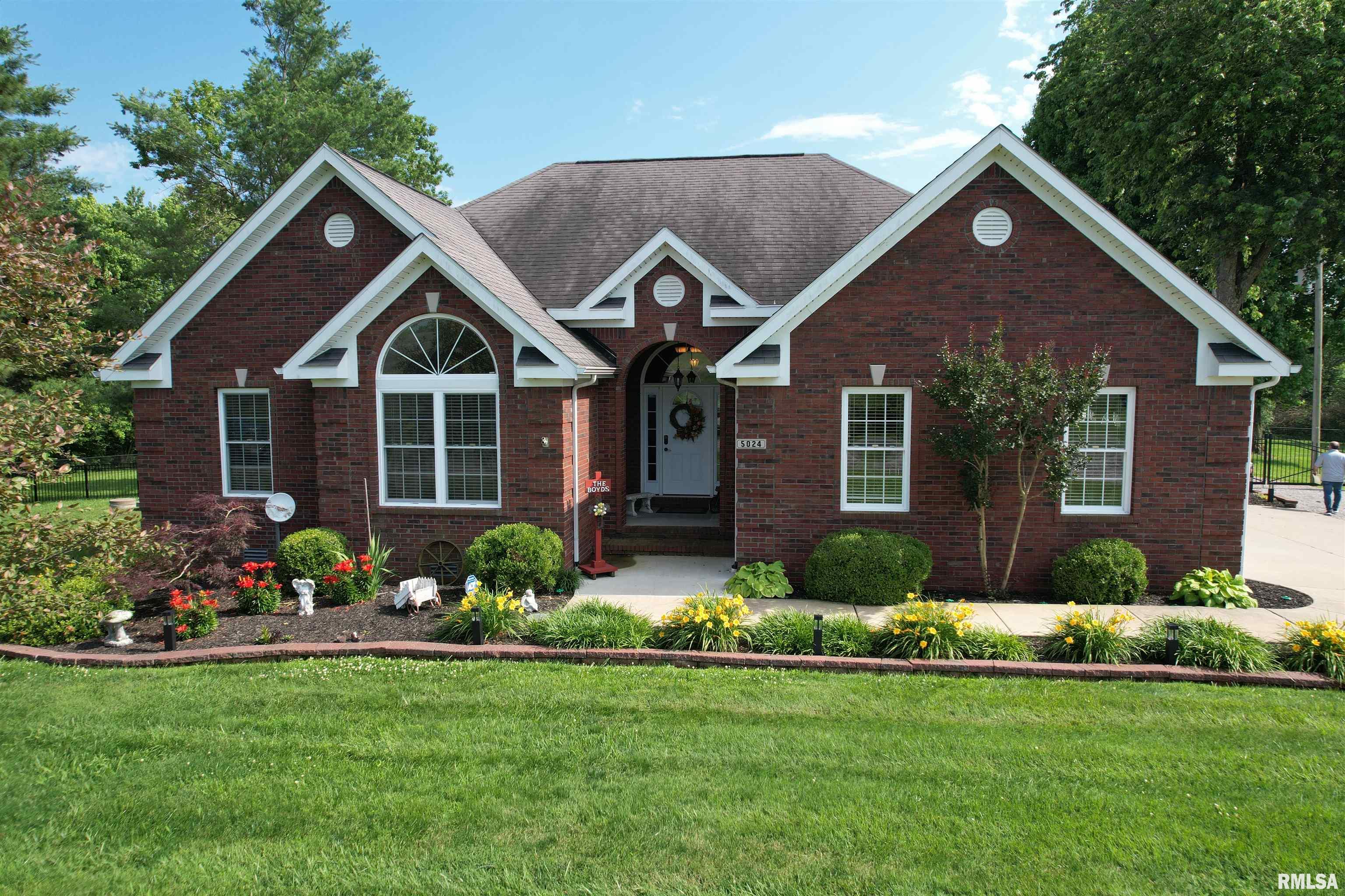 5024 Rosebud Road Metropolis, IL 62960 - Photo 2 of 64