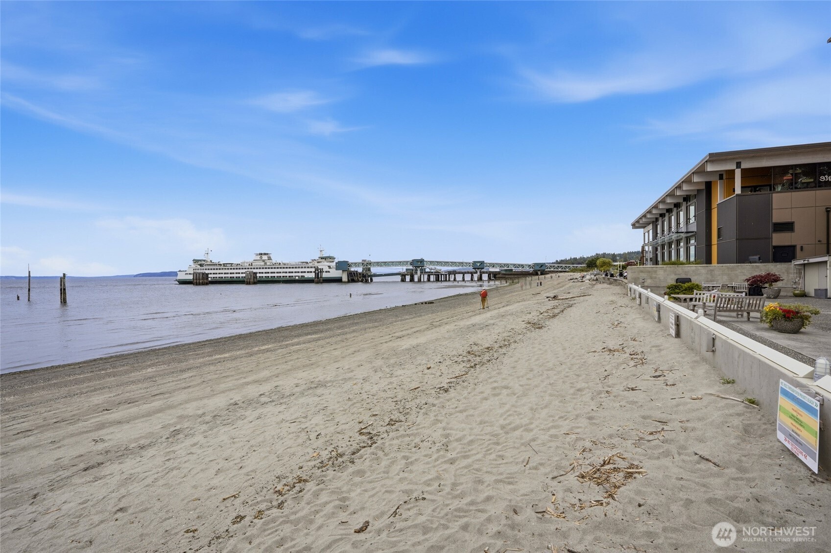 200 Beach Place, Unit 103 Edmonds, WA 98020 - Photo 16 of 33