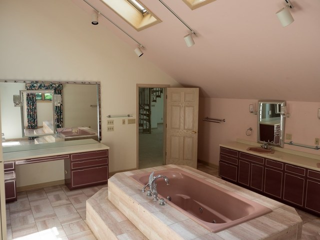 1810 Cardinal Court Pontiac, IL 61764 - Photo 20 of 36