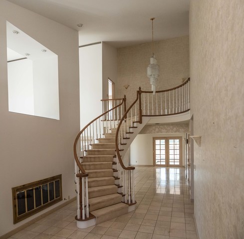 1810 Cardinal Court Pontiac, IL 61764 - Photo 3 of 36