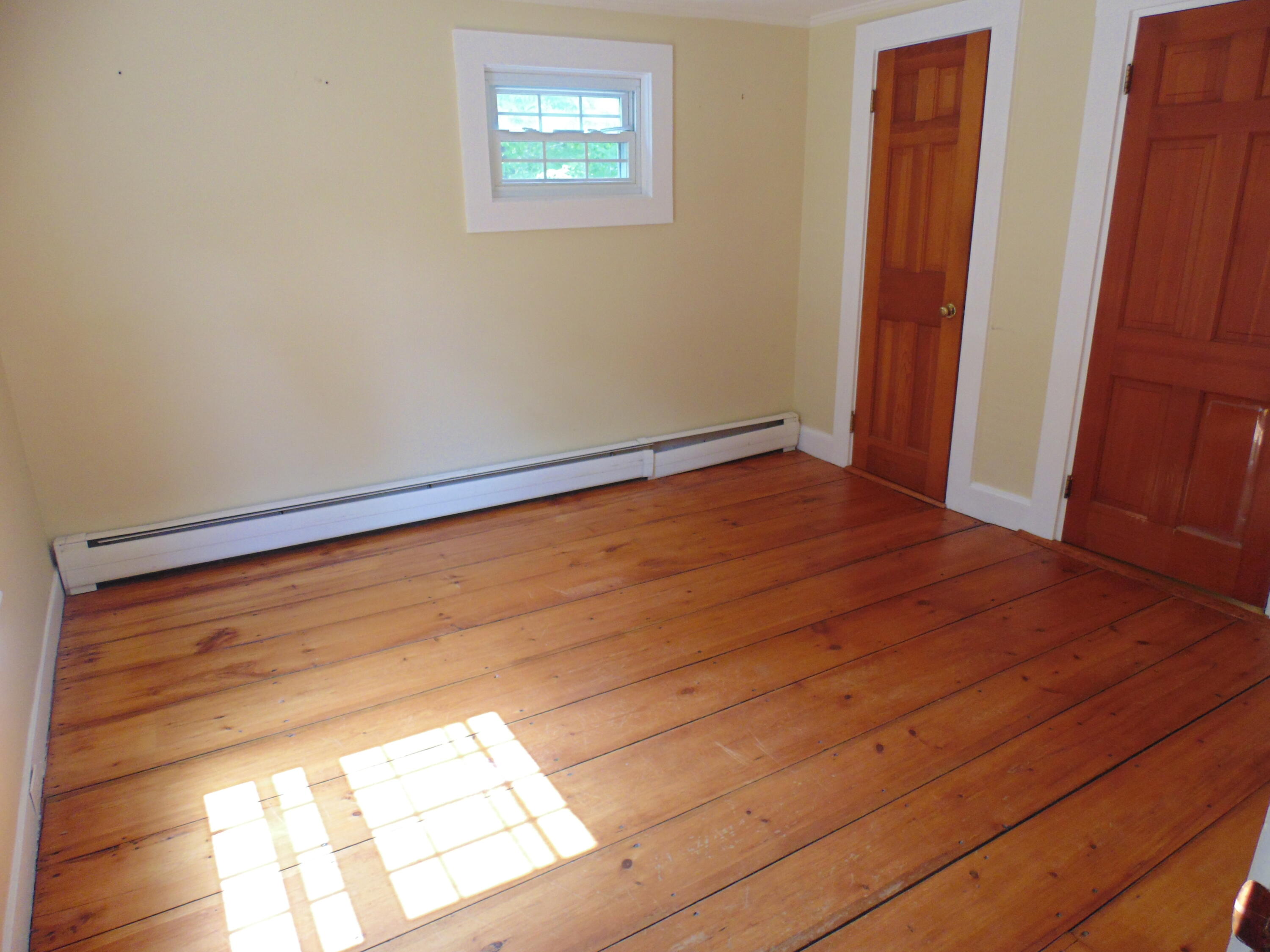 110 Standish Neck Road Standish, ME 04084 - Photo 8 of 39 DSC01385