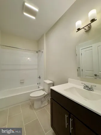 $1,699 | 4909 Hamilton Avenue, Unit 4907B, Baltimore, MD 21206