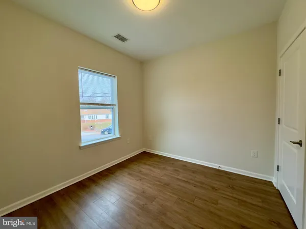 $1,699 | 4909 Hamilton Avenue, Unit 4907B, Baltimore, MD 21206