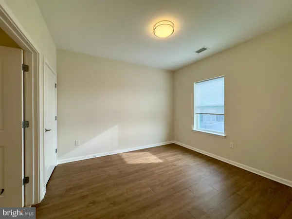 $1,699 | 4909 Hamilton Avenue, Unit 4907B, Baltimore, MD 21206