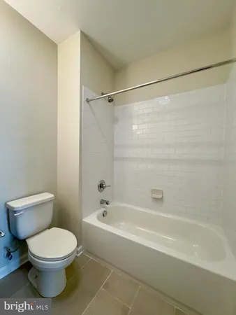 $1,699 | 4909 Hamilton Avenue, Unit 4907B, Baltimore, MD 21206