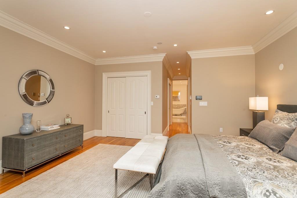 10 Rutland Square Boston, MA 02118 - Photo 17 of 42 Gallery Image 17