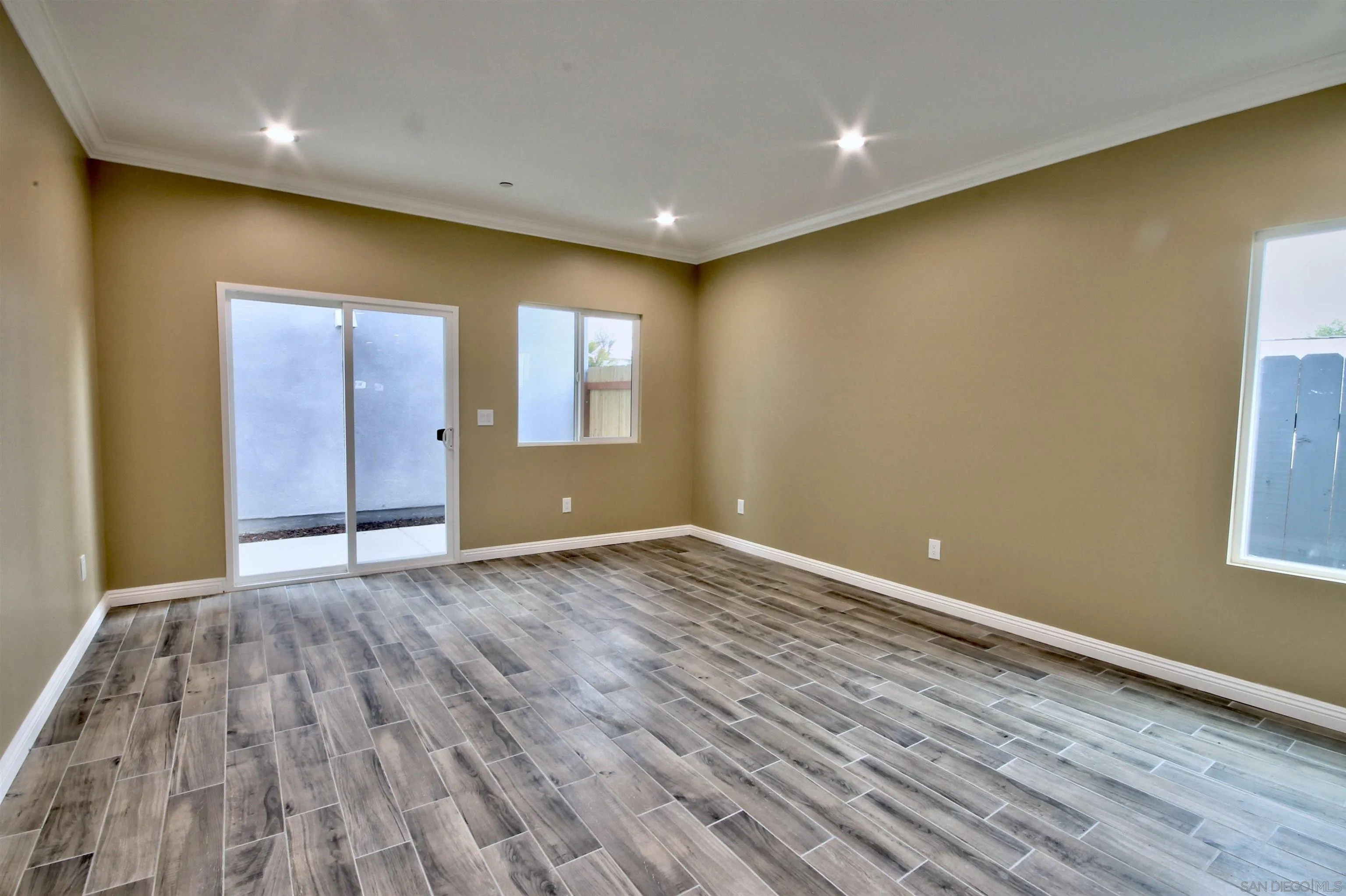 903-5 Concepcion Avenue Spring Valley, CA 91977 - Photo 14 of 41