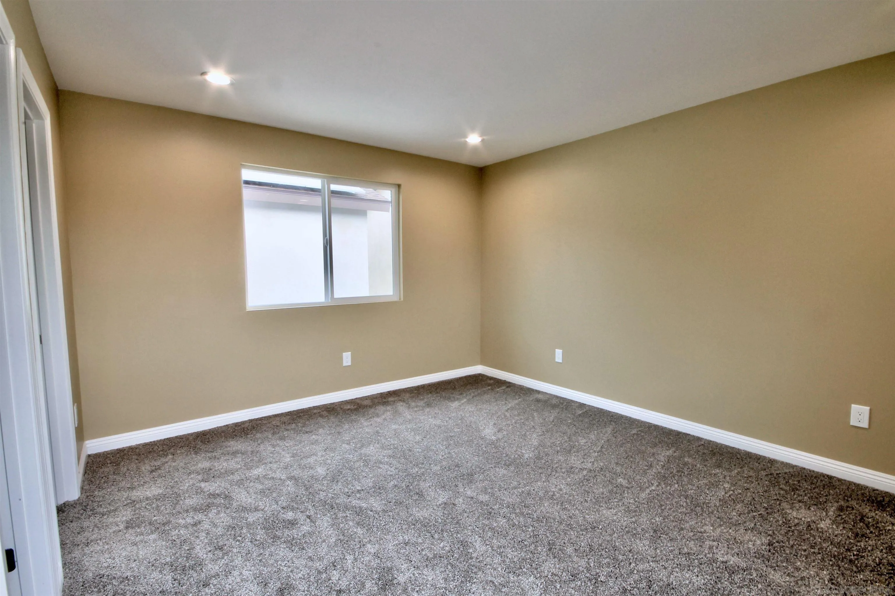 903-5 Concepcion Avenue Spring Valley, CA 91977 - Photo 18 of 41