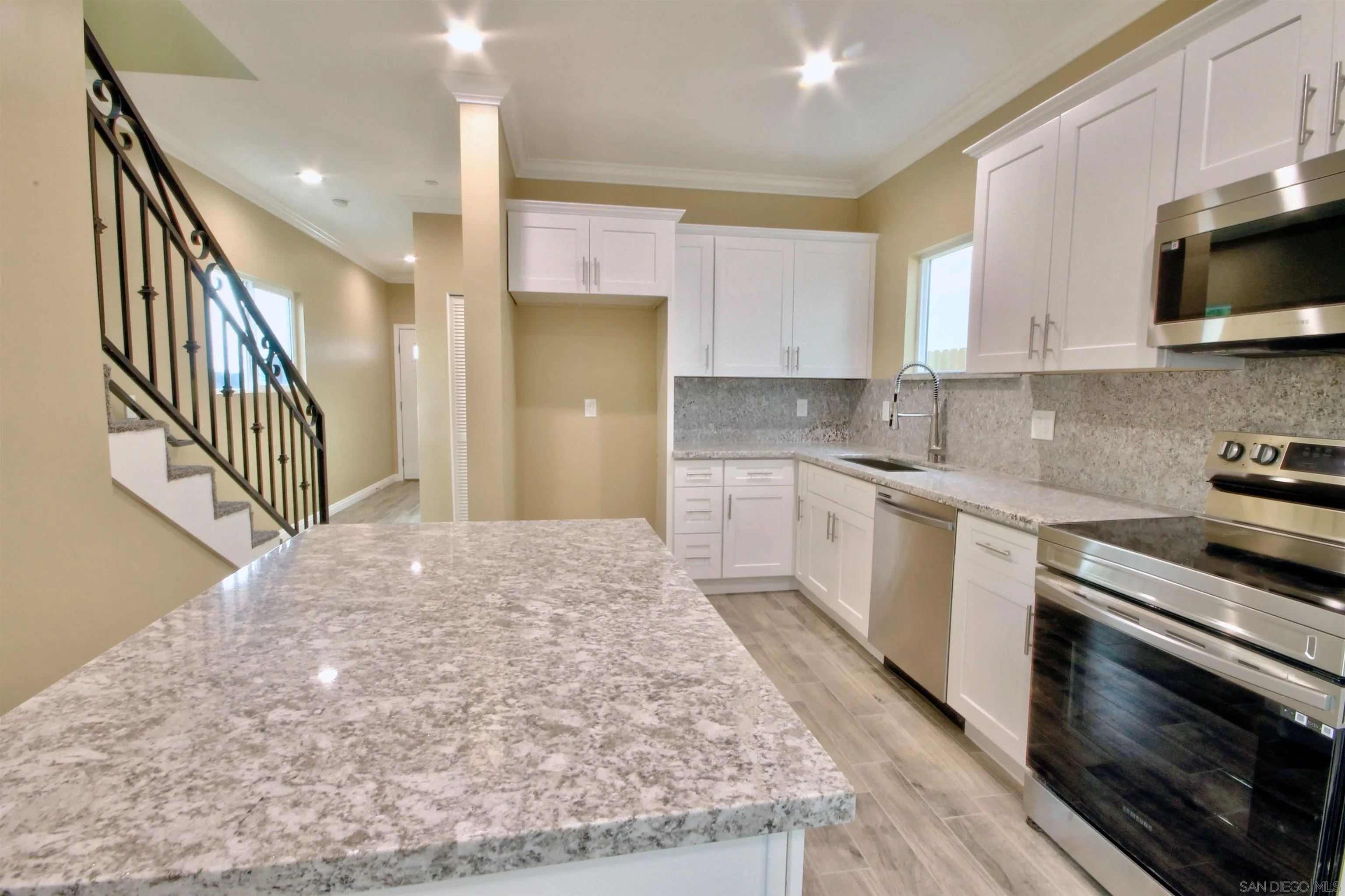 903-5 Concepcion Avenue Spring Valley, CA 91977 - Photo 10 of 41