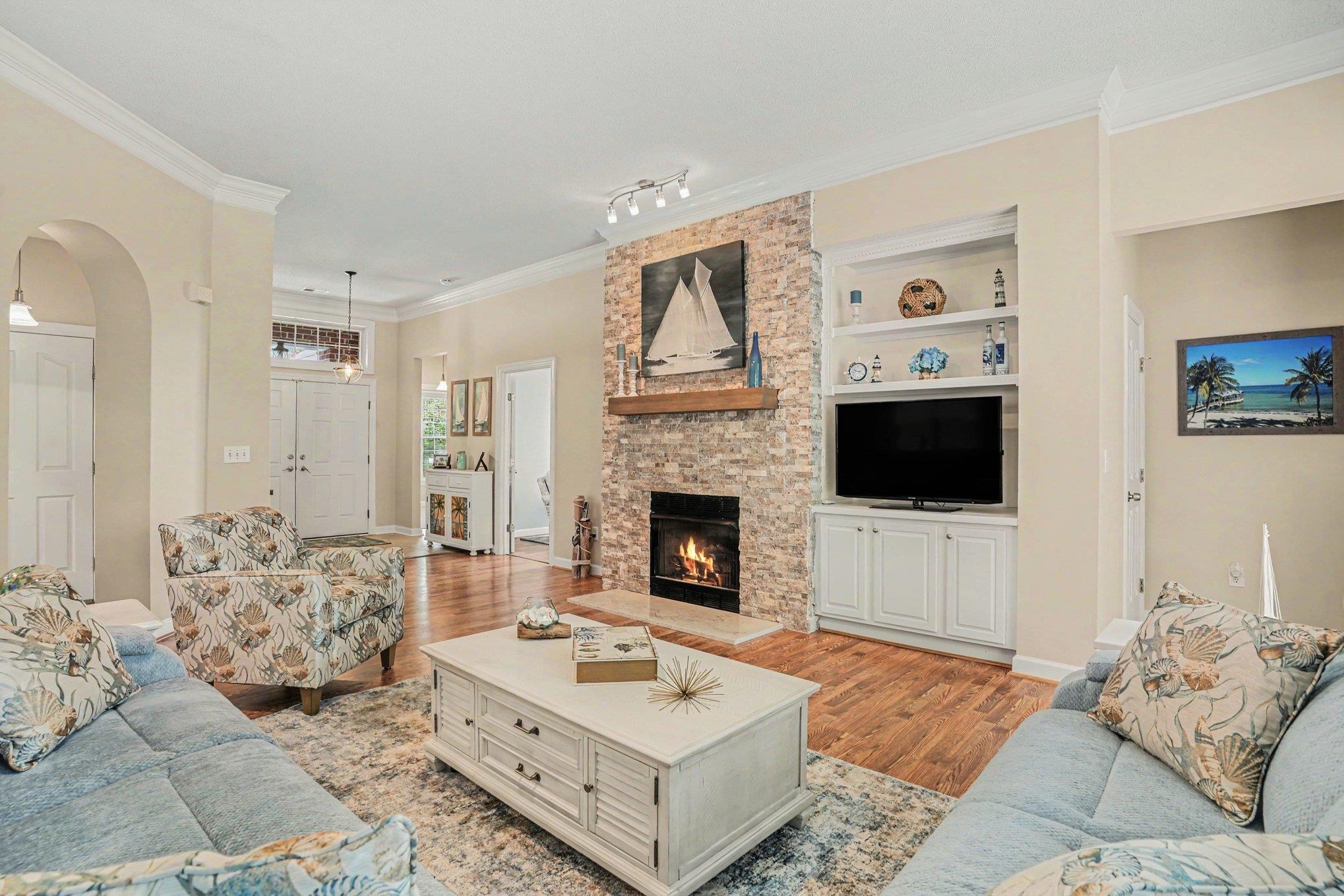 9835 Winchester Court Murrells Inlet, SC 29576 - Photo 6 of 41