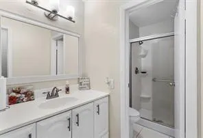 $1,950 | 5850 Northwest 57th Avenue, Unit 4, Tamarac, FL 33319