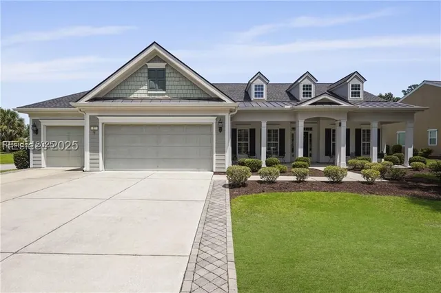 $595,000 | 17 Camilla Pink Court, Bluffton, SC 29909