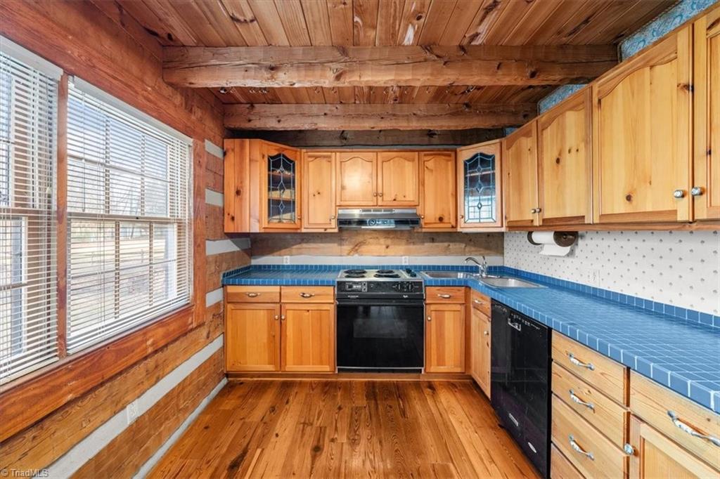 5506 Grove Forrest Drive High Point, NC 27263 - Photo 12 of 42