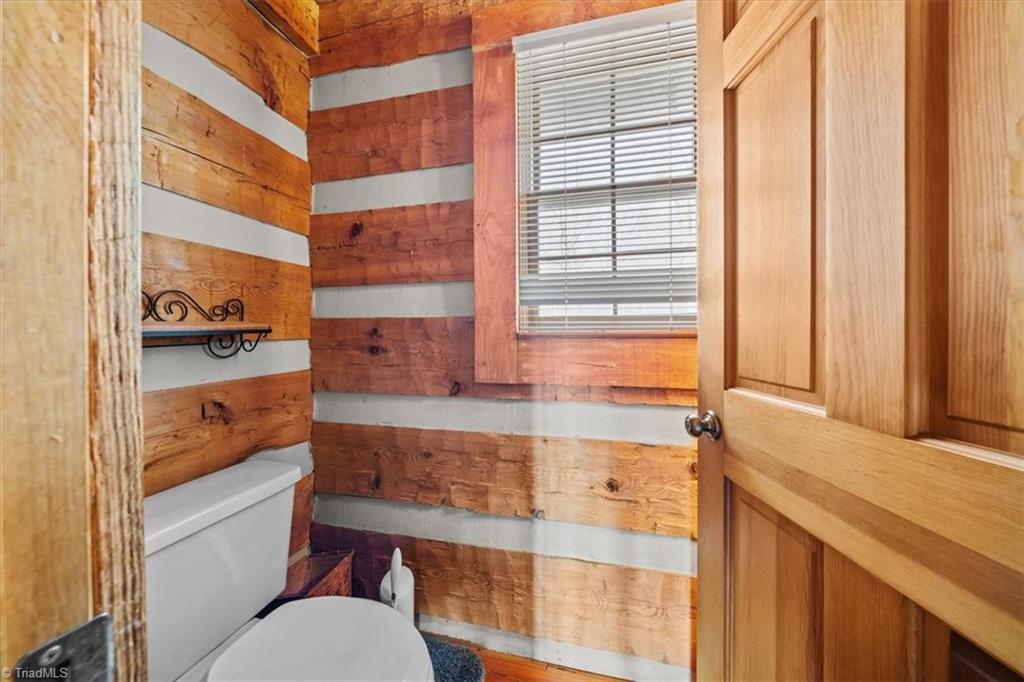 5506 Grove Forrest Drive High Point, NC 27263 - Photo 14 of 42