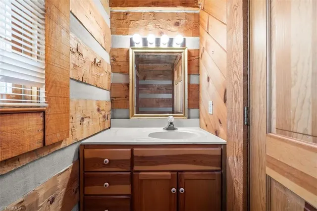 $325,000 | 5506 Grove Forrest Drive, High Point, NC 27263