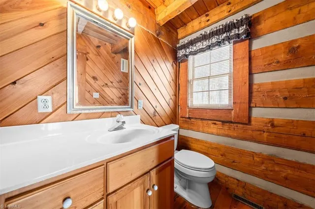 $325,000 | 5506 Grove Forrest Drive, High Point, NC 27263