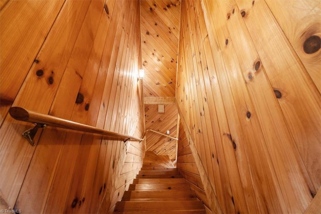 5506 Grove Forrest Drive High Point, NC 27263 - Photo 28 of 42