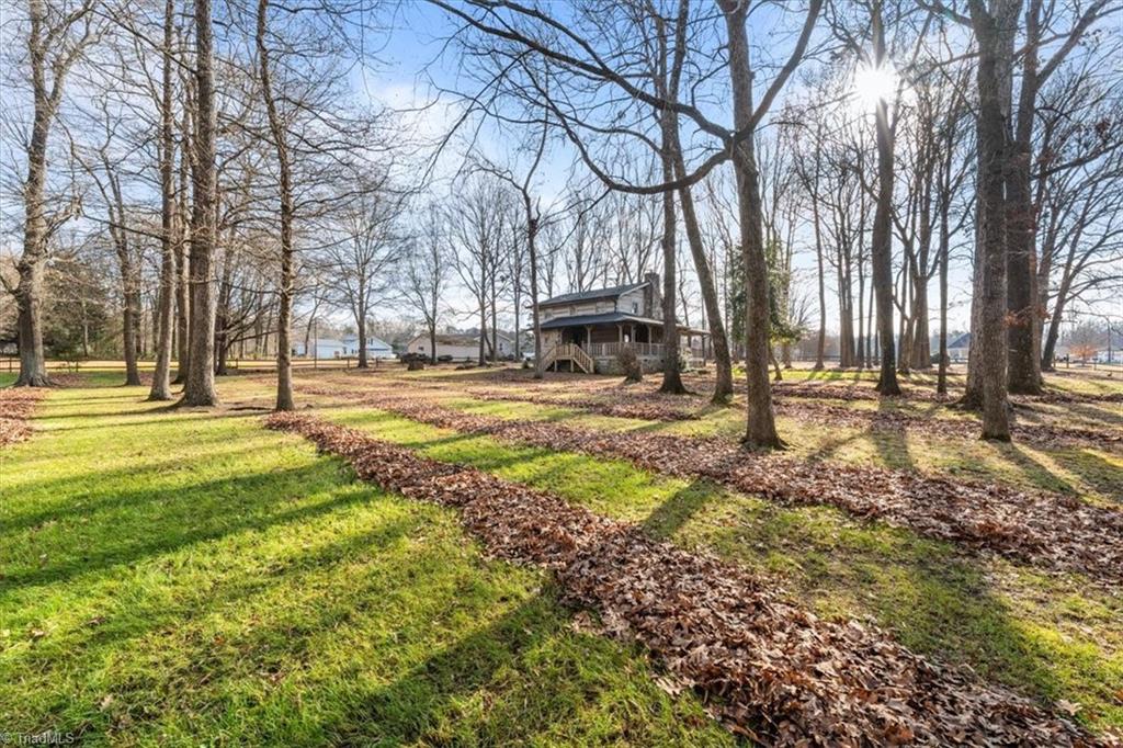 5506 Grove Forrest Drive High Point, NC 27263 - Photo 40 of 42