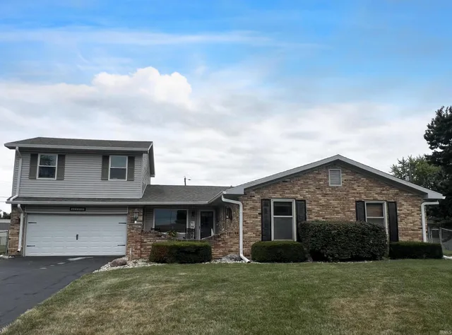 $209,900 | 2118 Chevy Court, Kokomo, IN 46902