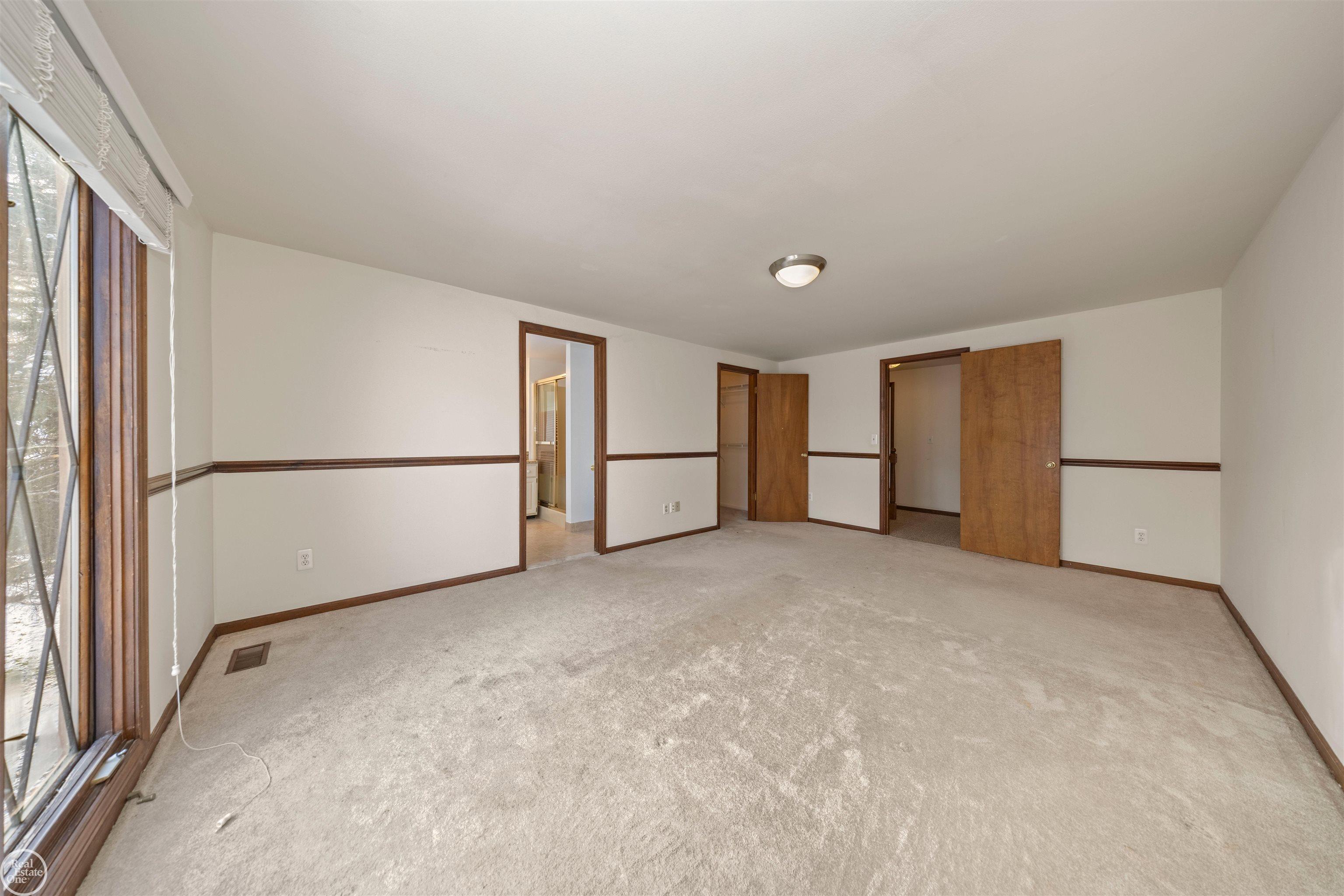 441 Silvervale Drive Rochester Hills, MI 48309 - Photo 38 of 65