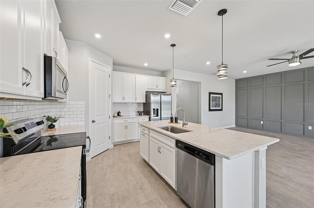 20280 Concerto Place Venice, FL 34293 - Photo 11 of 37