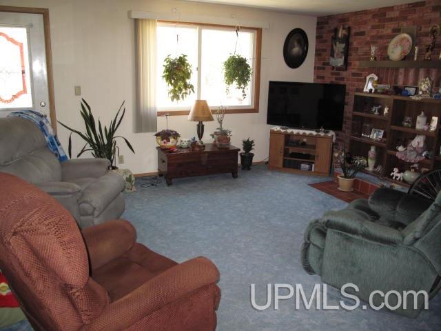14124 Cemetery Road Grand Marais, MI 49839 - Photo 5 of 30 Gallery Image 5