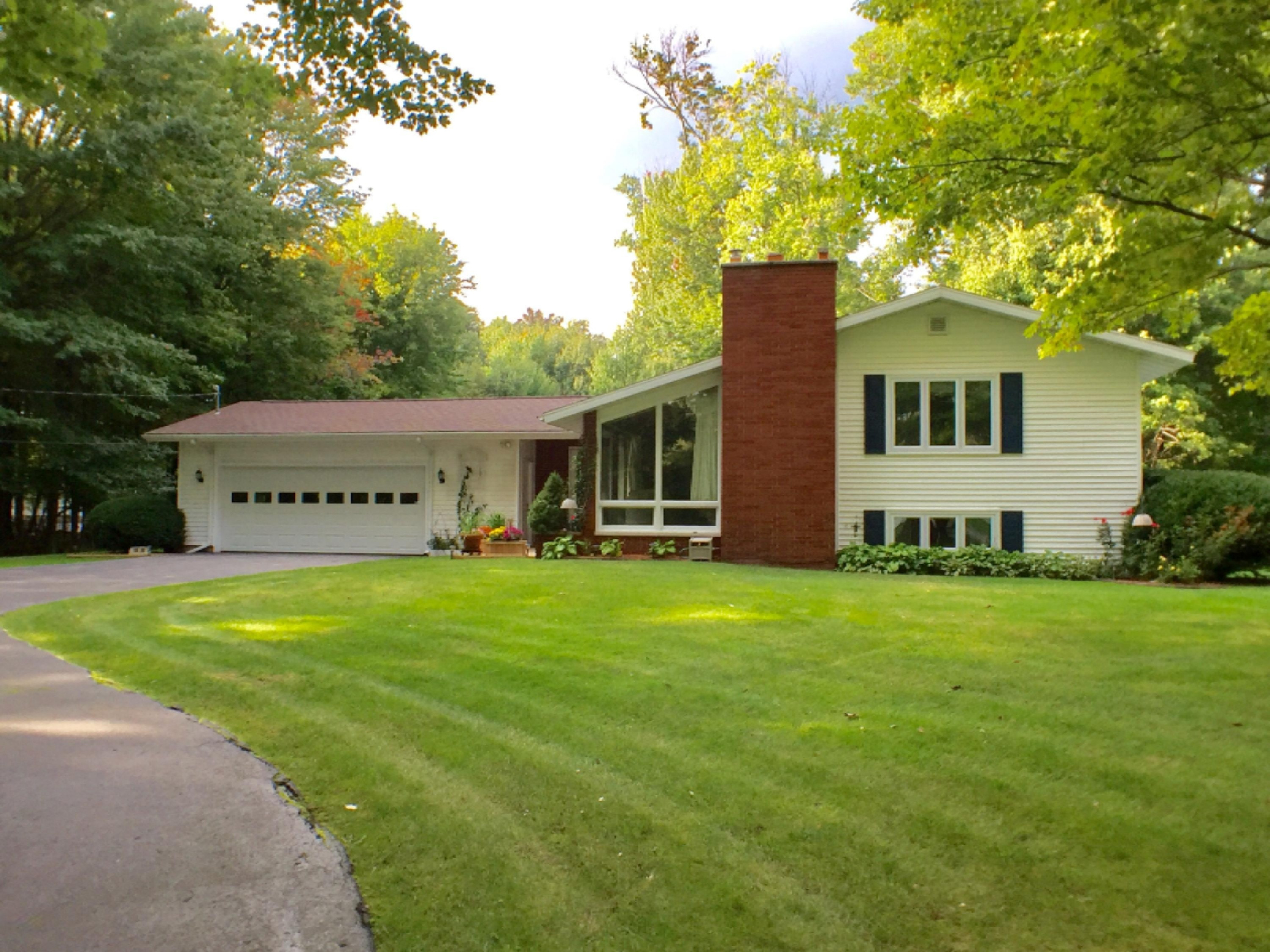 55 South Bear Lake Road Muskegon, MI 49445 - Photo 1 of 43 Photo Oct 04, 5 06 07 PM