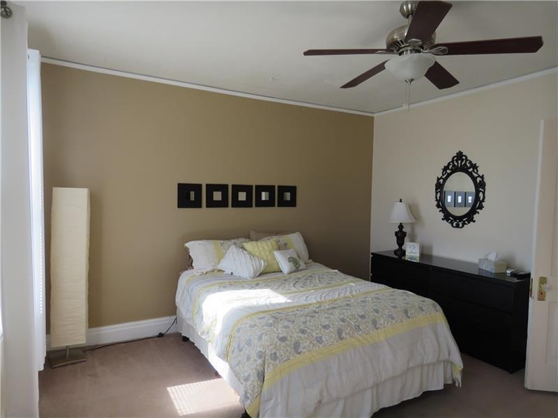 405 Soose Road Pittsburgh, PA 15209 - Photo 15 of 24 Gallery Image 15