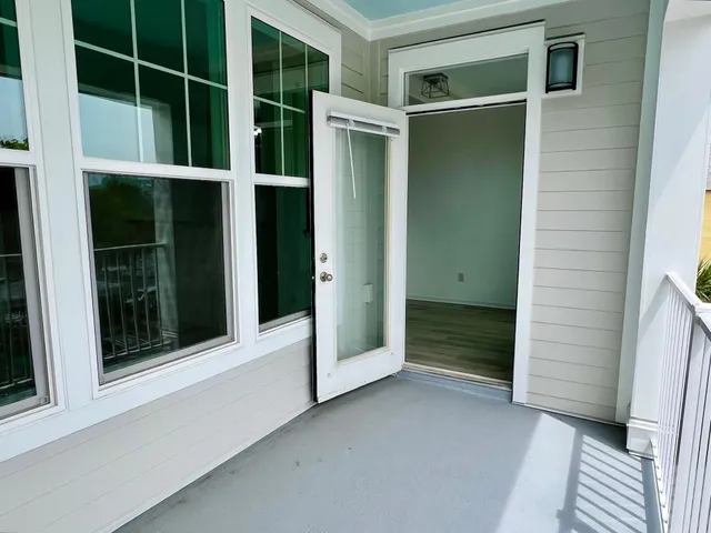 $2,200 | 130 River Landing Drive, Unit 10302, Daniel Island, SC 29492