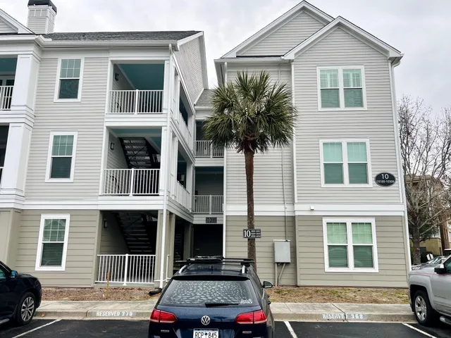 $2,200 | 130 River Landing Drive, Unit 10302, Daniel Island, SC 29492
