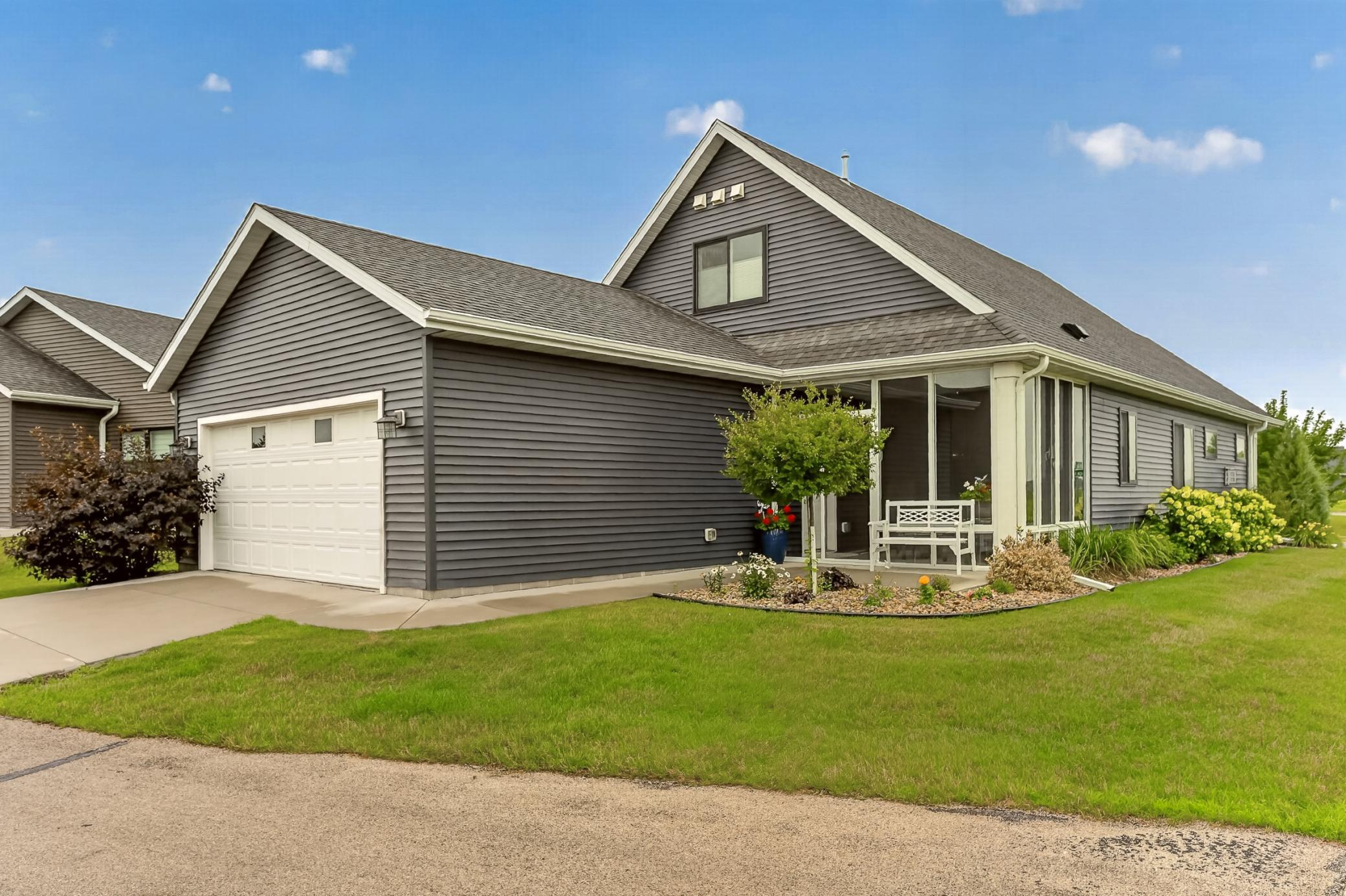 5692 Cornucopia Avenue Northwest Rochester, MN 55901 - Photo 3 of 26