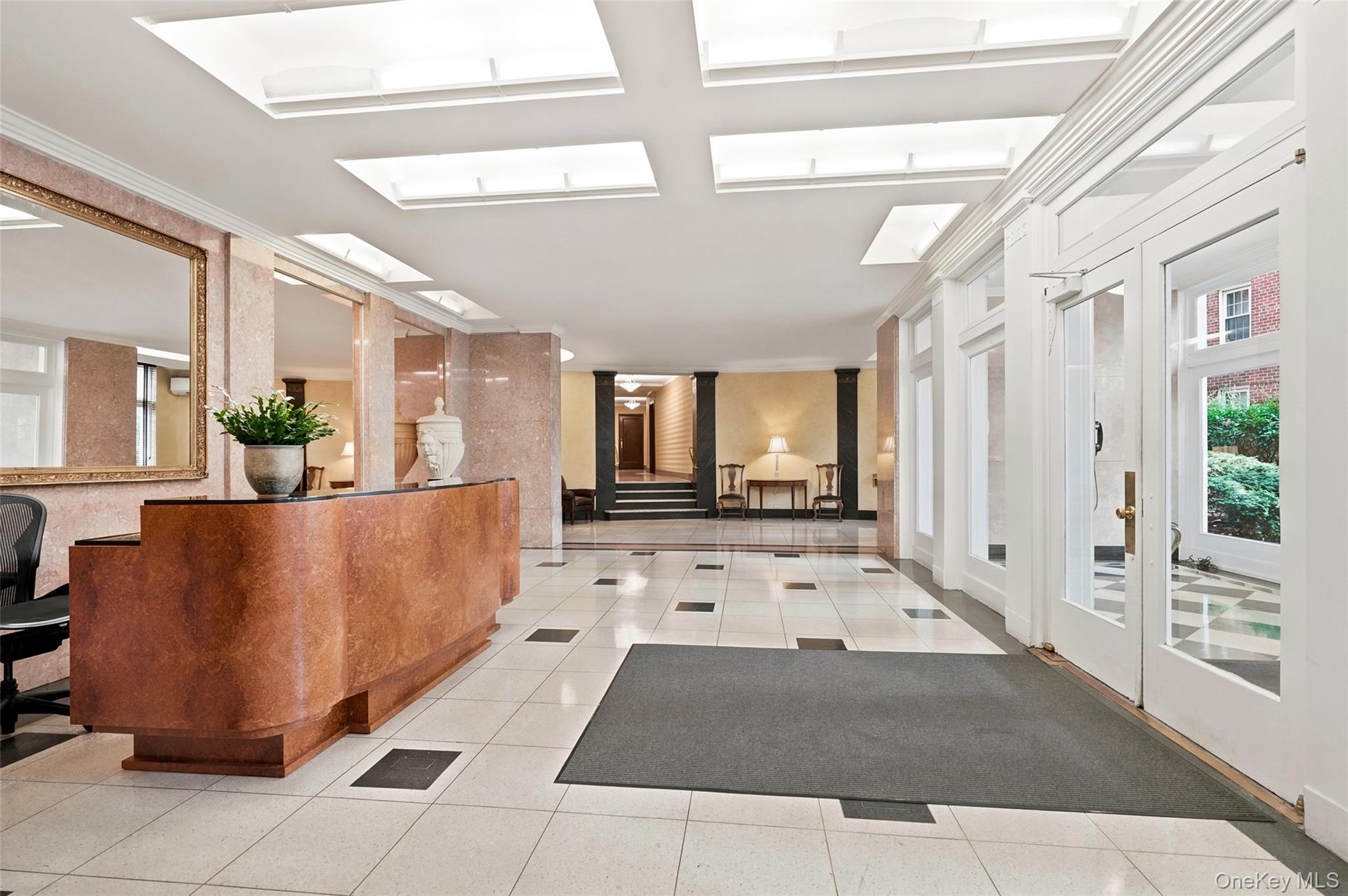 949 Palmer Road, Unit 1R Bronxville, NY 10708 - Photo 19 of 21 Lobby of Building