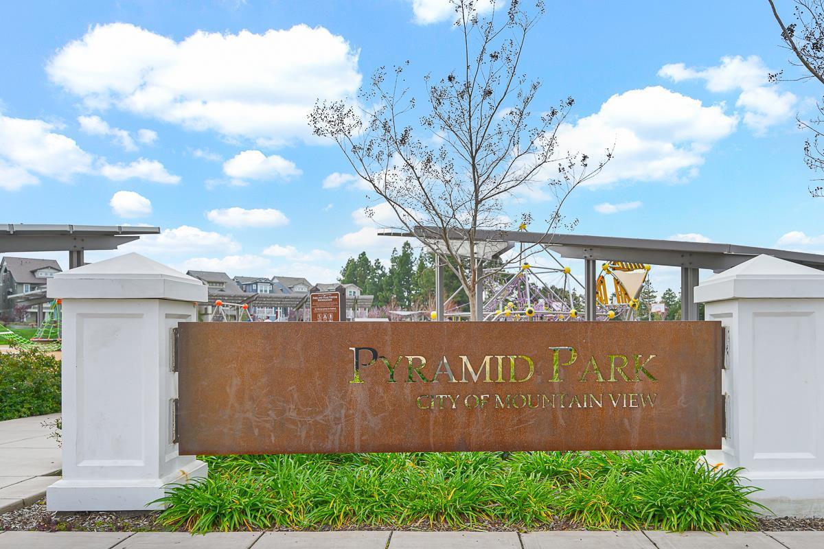 334 Circuit Way Mountain View, CA 94043 - Photo 40 of 48 a view of a sign