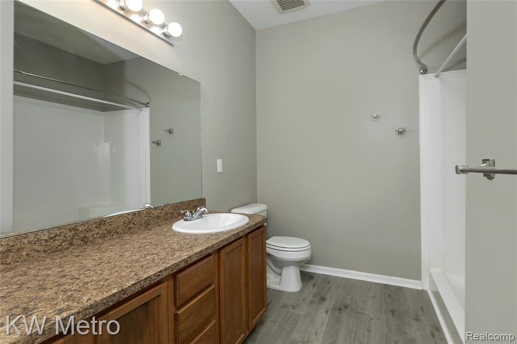 10130 Ridge Run Street Howell, MI 48855 - Photo 20 of 27 Gallery Image 20