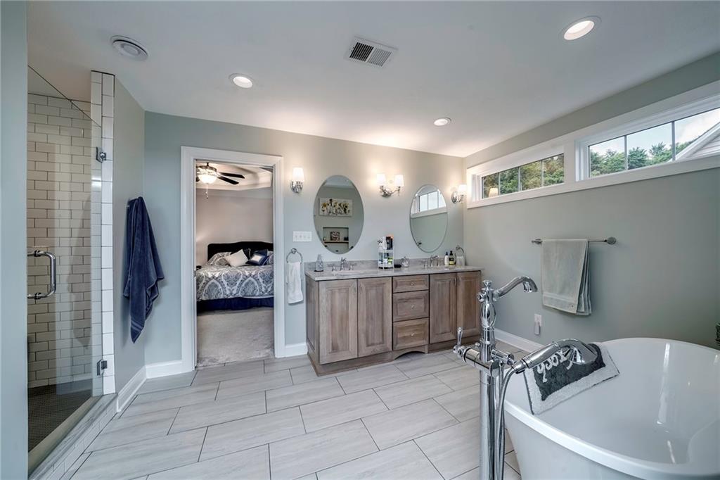 4536 Walnut Ridge Circle McDonald, PA 15057 - Photo 13 of 25 Gallery Image 13