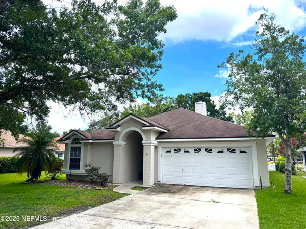 $2,300 | 109 Hawthorn Hedge Lane, Jacksonville, FL 32259
