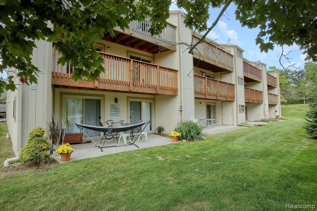 1655 Riverside Drive, Unit 7 Rochester Hills, MI 48309 - Photo 20 of 23
