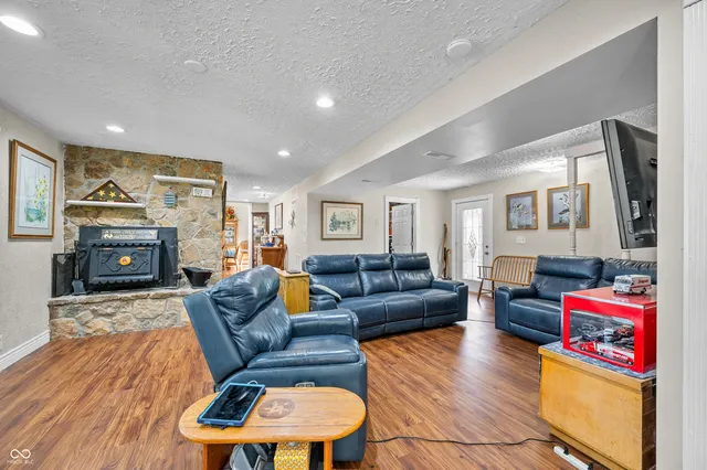 $469,900 | 6517 Snug Harbor, Unionville, IN 47468