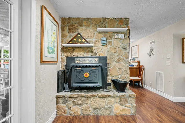 $469,900 | 6517 Snug Harbor, Unionville, IN 47468