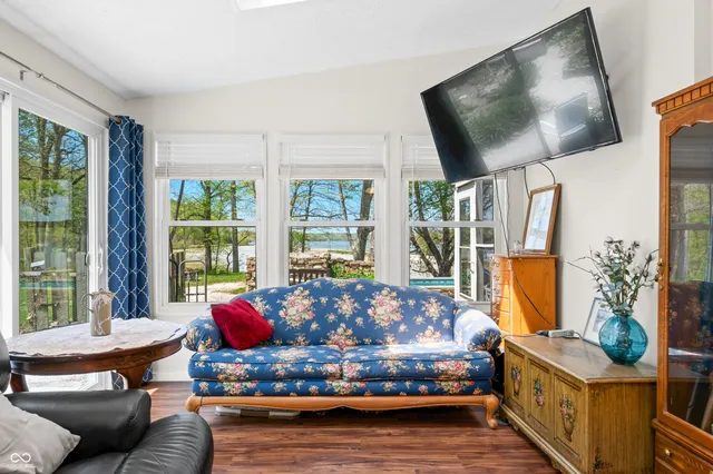 $469,900 | 6517 Snug Harbor, Unionville, IN 47468