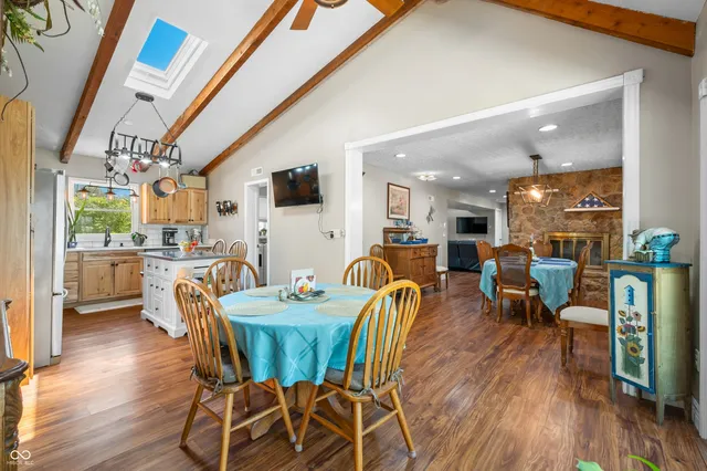 $469,900 | 6517 Snug Harbor, Unionville, IN 47468