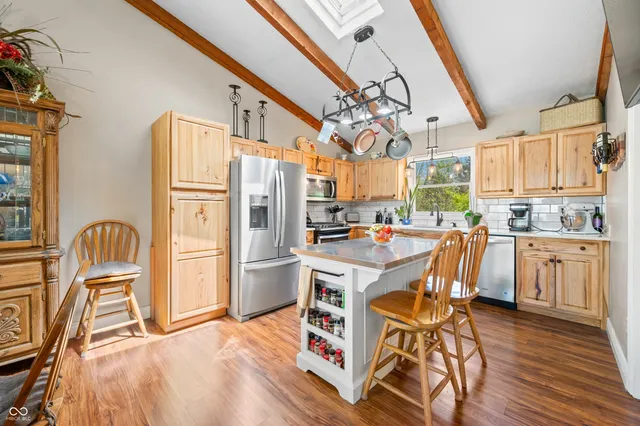 $469,900 | 6517 Snug Harbor, Unionville, IN 47468