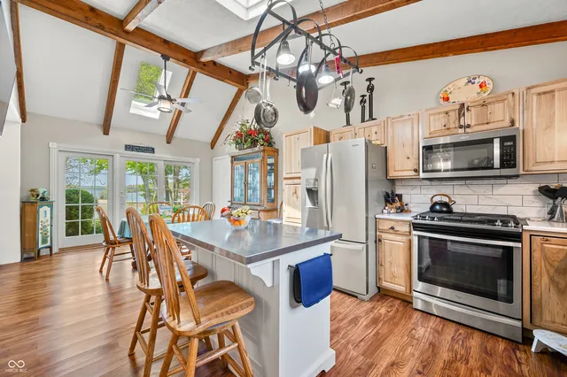 $469,900 | 6517 Snug Harbor, Unionville, IN 47468