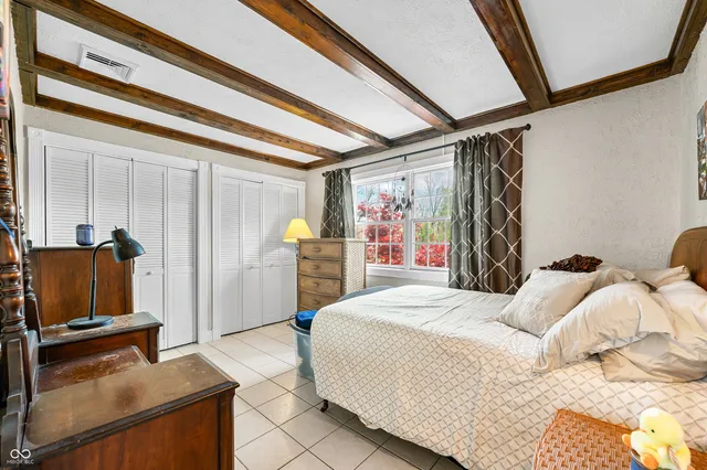 $469,900 | 6517 Snug Harbor, Unionville, IN 47468