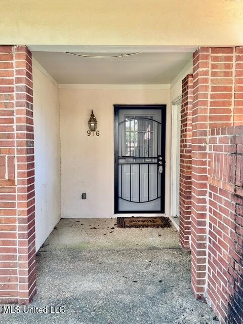 976 Garvin Street Jackson, MS 39206 - Photo 5 of 34 IMG_5081