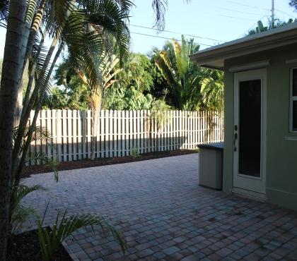 150 Southwest 7th Avenue Boca Raton, FL 33486 - Photo 2 of 11 Patio